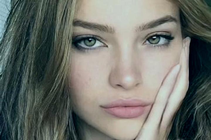 Clara, 28, a dark blonde hazel-eyed slavic companion based in Markov Grad. Offering Fetish, Tantra, Couples, Roleplay. Available for incall and outcall, day ...