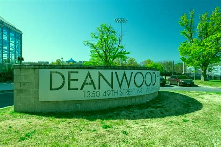 Clara, 28 — Escort in Deanwood, United States
