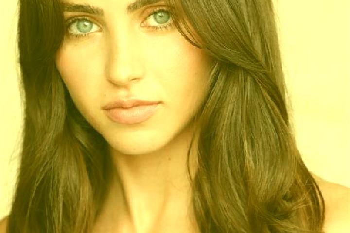 Clara, 29, a brunette grey-eyed caucasian companion based in Puranattukara. Offering Couples, Duos, Deep French Kissing, Overnight, Roleplay. Available for i...