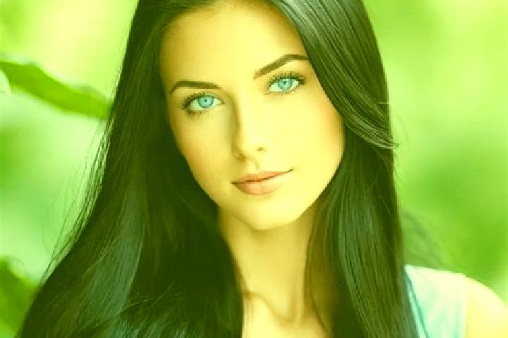 Clara, 29, a chestnut blue-eyed mediterranean companion based in Suraia. Offering Massage, A-Level. Available for incall and outcall, day and evening dates.
