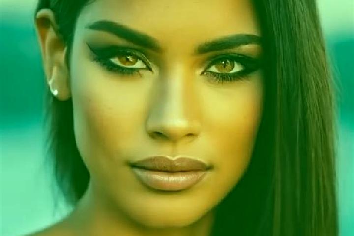 Clara, 29, a dark blonde amber-eyed latina companion based in Let Pan Gwa. Offering Travel Companion, Duos, GFE, CIM. Available for incall and outcall, day a...