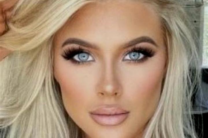 Clara, 29, a platinum blonde dark-eyed mediterranean companion based in Erateino. Offering Overnight, Deep French Kissing, Couples, Fetish. Available for inc...
