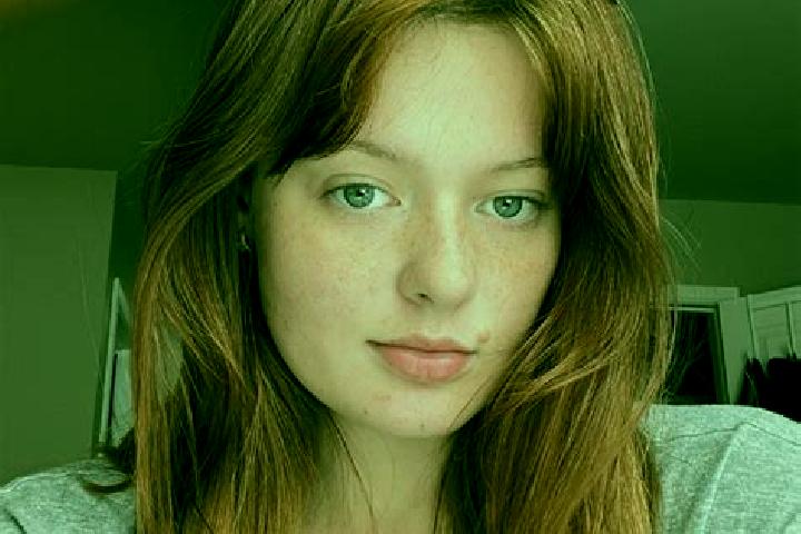 Clara, 29, a red dark-eyed caucasian companion based in Moncenisio. Offering Overnight, Domination, Deep French Kissing, Massage. Available for incall and ou...