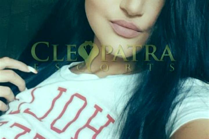 Clara, 29, a red grey-eyed latina companion based in Flippin. Offering Striptease, OWO, BDSM, Tantra, Party Girl. Available for incall and outcall, overnight...