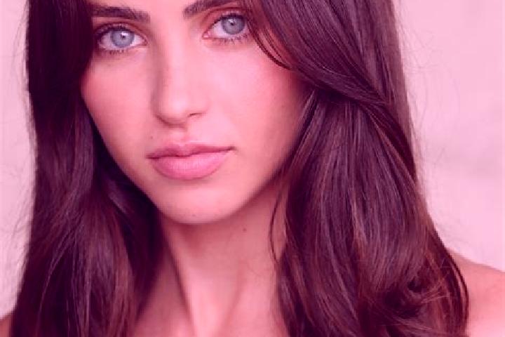 Clara, 30, a brunette blue-eyed latina companion based in Andernos-les-Bains. Offering Travel Companion, BDSM, Fetish, Deep French Kissing. Available for inc...