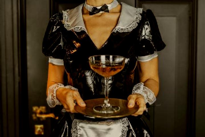 Clara, 30, a chestnut grey-eyed caucasian companion based in Zangakatun. Offering BDSM, Erotic Massage, Dinner Date, Travel Companion. Available for incall a...