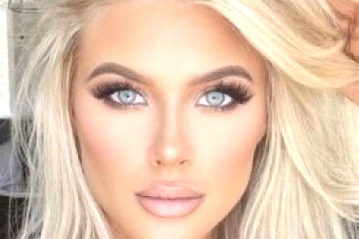 Clara, 30, a platinum blonde amber-eyed ebony companion based in Caetanos. Offering Prostate Massage, CIM, Domination, Girlfriend Experience. Available for i...