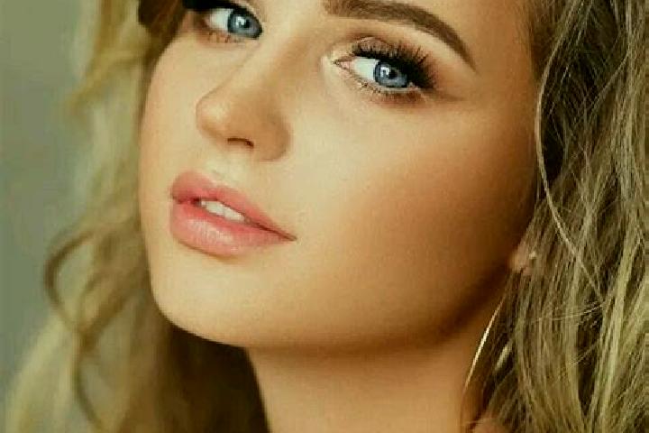 Clara, 31, a dark blonde blue-eyed caribbean companion based in Reshtaqun. Offering Travel Companion, Deep French Kissing, A-Level, Domination. Available for...