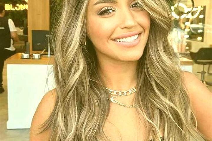 Clara, 31, a dark blonde brown-eyed caucasian companion based in Rysum. Offering Travel Companion, OWO, 69, Deep French Kissing. Available for incall and out...