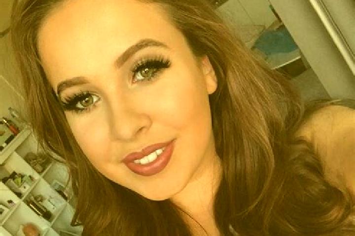 Clara, 31, a dark blonde dark-eyed latina companion based in Pledeliac. Offering OWO, A-Level, Dinner Date, Prostate Massage. Available for incall and outcal...