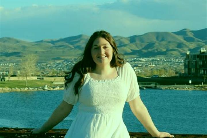 Clara, 31 — Escort in Mount Ephraim, United States
