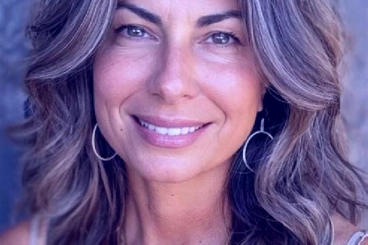 Clara, 32, a brunette grey-eyed middle eastern companion based in Clugnat. Offering A-Level, GFE, Erotic Massage. Available for incall and outcall, overnight...