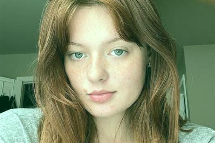 Clara, 32, a red hazel-eyed slavic companion based in Baudemont. Offering GFE, Dinner Date. Available for incall and outcall, day and evening dates.
