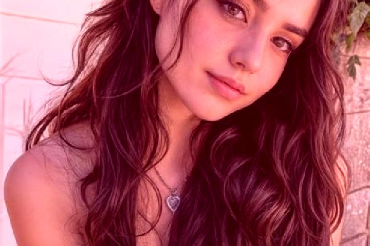 Clara, 33, a black hazel-eyed middle eastern companion based in Rasht. Offering Couples, Overnight, Roleplay, Dinner Date, A-Level. Available for incall and ...