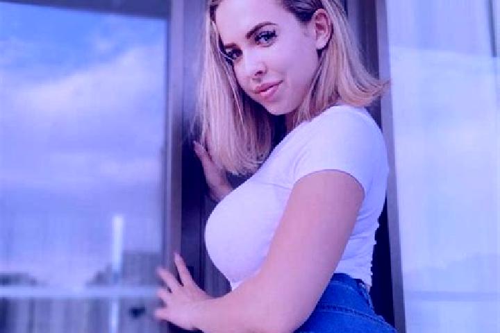 Clara, 33, a blonde amber-eyed caribbean companion based in Sukekawa. Offering Erotic Massage, GFE, Striptease, Deep French Kissing, Fetish. Available for in...