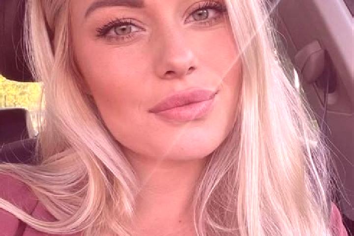 Clara, 33, a blonde hazel-eyed caucasian companion based in Boellenborn. Offering Duos, Girlfriend Experience, Domination. Available for incall and outcall, ...