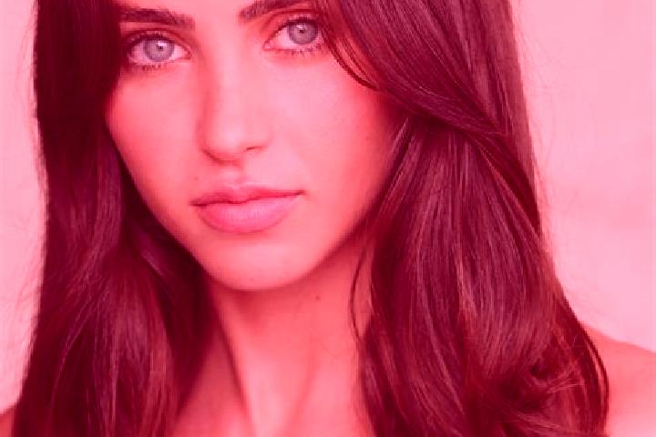Clara, 33, a brunette dark-eyed mediterranean companion based in Klagstorp. Offering Travel Companion, Duos, Girlfriend Experience. Available for incall and ...