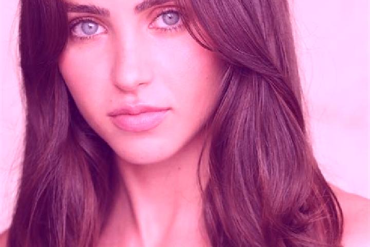 Clara, 33, a chestnut brown-eyed mediterranean companion based in Dallet. Offering Massage, Erotic Massage, Travel Companion. Available for incall and outcal...