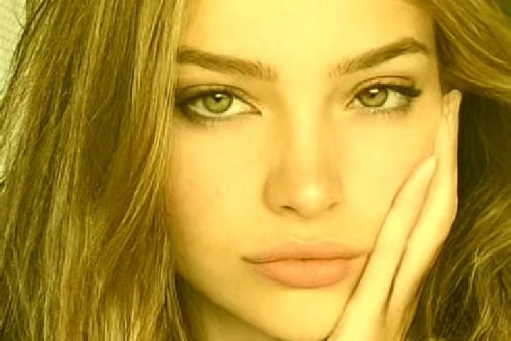Clara, 33, a dark blonde hazel-eyed asian companion based in Barbolla. Offering Duos, OWO, Party Girl, Girlfriend Experience, Dinner Date. Available for inca...