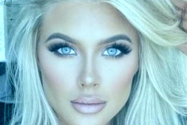 Clara, 33, a platinum blonde dark-eyed mixed companion based in Ixtepec. Offering Duos, GFE, Erotic Massage, Overnight. Available for incall and outcall, day...