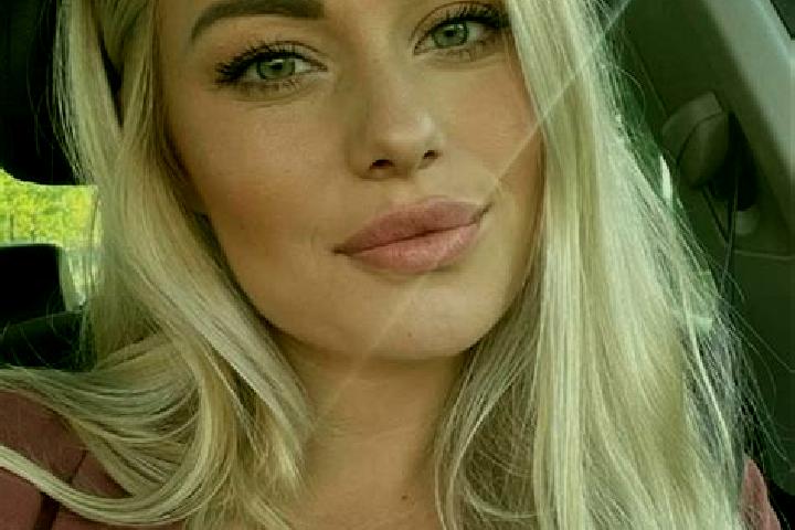 Clara, 34, a blonde hazel-eyed ebony companion based in Nesles-la-Vallee. Offering 69, Deep French Kissing, Girlfriend Experience. Available for incall and o...