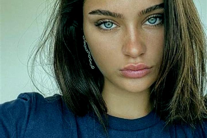 Clara, 34, a brunette blue-eyed ebony companion based in Reczno. Offering CIM, Duos, Erotic Massage. Available for incall and outcall, overnight bookings ava...
