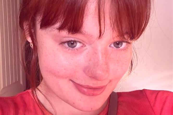 Clara, 34, a red brown-eyed european companion based in Castlewellan. Offering Fetish, BDSM, Prostate Massage. Available for incall and outcall, day and even...