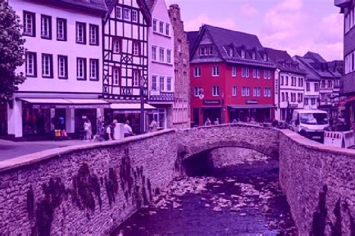 Clara, 34 — Escort in Bad Muenstereifel, Germany