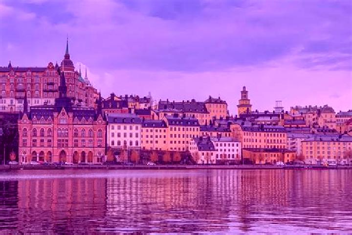 Clara, 34 — Escort in Bjoernas, Sweden