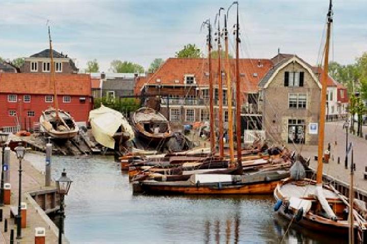 Clara, 34 — Escort in Spakenburg, Netherlands