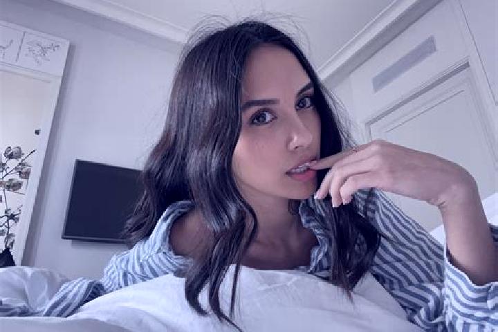 Clara, 35, a black blue-eyed caribbean companion based in Francisco Guerrero. Offering Dinner Date, Roleplay, Travel Companion, Girlfriend Experience, OWO. A...