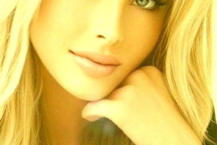 Clara, 35, a dark blonde blue-eyed caribbean companion based in Broadview Court. Offering Prostate Massage, Deep French Kissing, Striptease, GFE. Available f...