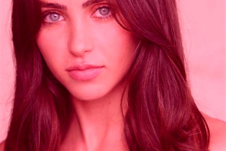 Clara, 35, a red brown-eyed caribbean companion based in Tuni. Offering OWO, BDSM. Available for incall and outcall, overnight bookings available.