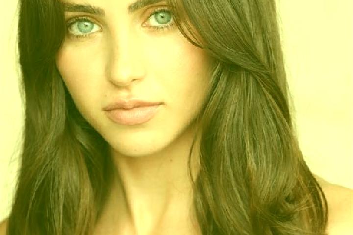 Clara, 35, a red brown-eyed latina companion based in Alpicat. Offering Prostate Massage, BDSM, GFE. Available for incall and outcall, day and evening dates.