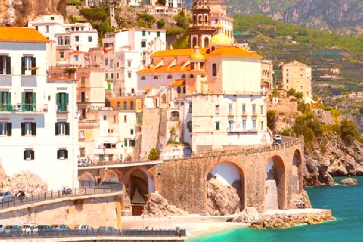 Clara, 35 — Escort in Casina, Italy