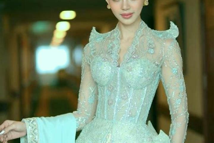 Clara, 35 — Escort in Kye, Myanmar