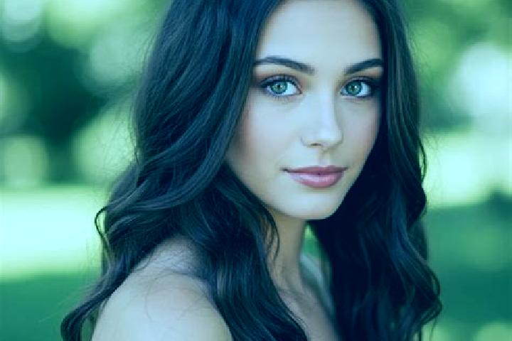 Clara, 36, a brunette hazel-eyed caucasian companion based in Tre Fontane. Offering Deep French Kissing, Party Girl, CIM. Available for incall and outcall, o...