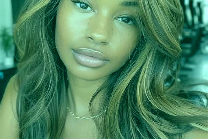 Clara, 36, a dark blonde dark-eyed mixed companion based in Itambe. Offering Duos, Girlfriend Experience, Domination. Available for incall and outcall, overn...