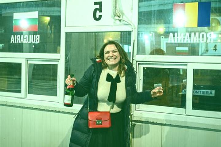 Clara, 36 — Escort in Maiag, Romania