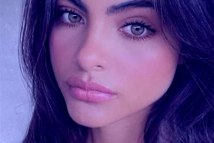 Clara, 37, a brunette hazel-eyed ebony companion based in Oxon Hill. Offering Roleplay, Deep French Kissing, Duos. Available for incall and outcall, day and ...