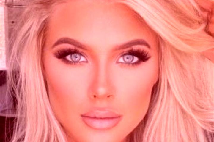 Clara, 37, a platinum blonde blue-eyed ebony companion based in Mohoro. Offering 69, CIM, BDSM, Dinner Date, Party Girl. Available for incall and outcall, ov...