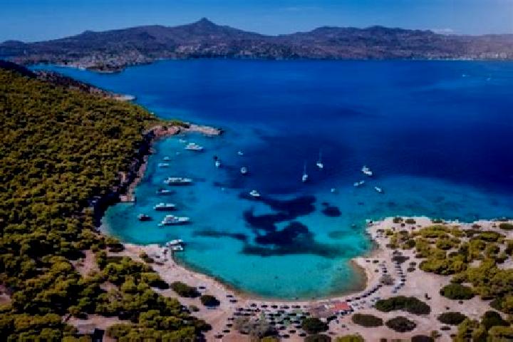Clara, 37 — Escort in Aegina, Greece