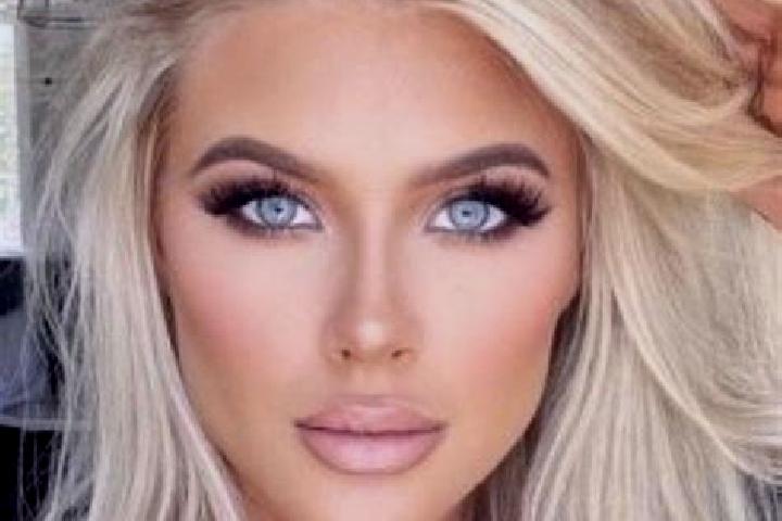 Clara, 38, a platinum blonde brown-eyed mixed companion based in San Fernando. Offering Party Girl, GFE, OWO, Travel Companion. Available for incall and outc...