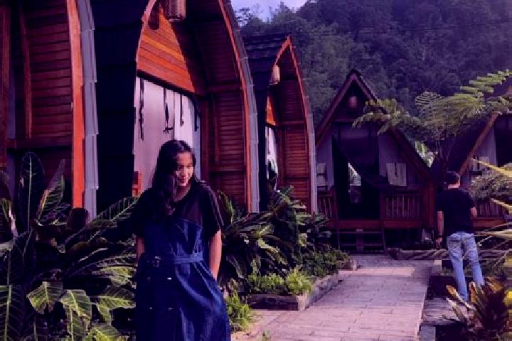 Clara, 38 — Escort in Kabanjahe, Indonesia