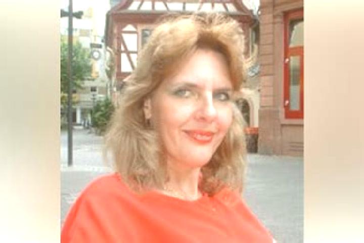 Clara, 38 — Escort in Melbach, Germany