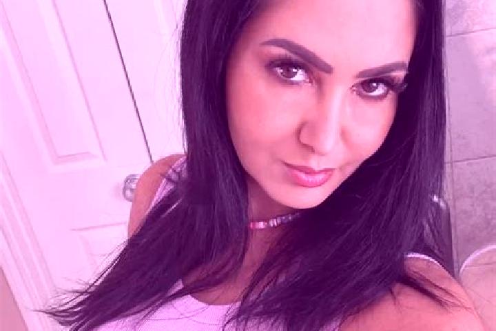 Clara, 39, a blonde dark-eyed slavic companion based in Guisa. Offering Prostate Massage, 69, Erotic Massage, Deep French Kissing. Available for incall and o...