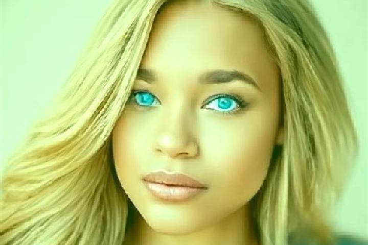 Clara, 39, a dark blonde blue-eyed latina companion based in Armenteros. Offering A-Level, Couples, Roleplay. Available for incall and outcall, overnight boo...