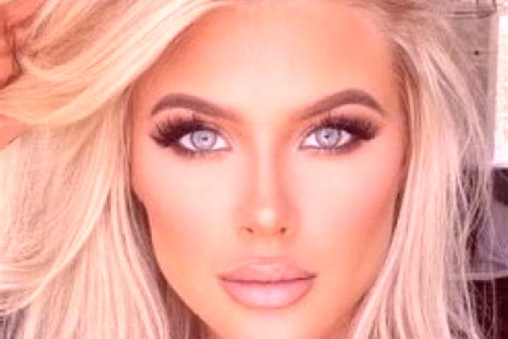 Clara, 39, a platinum blonde dark-eyed mediterranean companion based in Cernisoara. Offering Massage, Dinner Date, Erotic Massage. Available for incall and o...