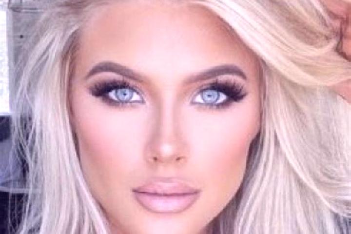 Clara, 39, a platinum blonde grey-eyed asian companion based in Ruiz de Montoya. Offering Roleplay, OWO, Tantra, A-Level, Erotic Massage. Available for incal...