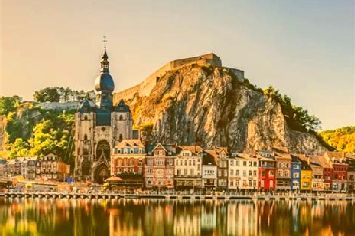 Clara, 39 — Escort in Montzen, Belgium